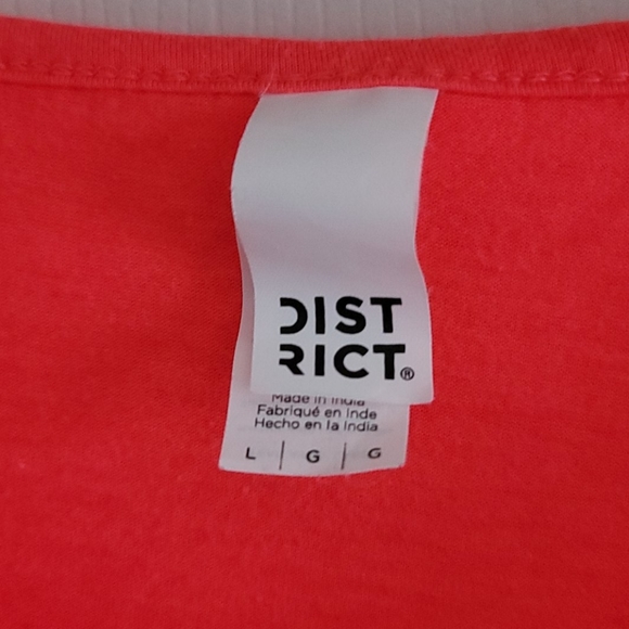 Coral Flowy Tee with Open Back - Picture 4 of 4